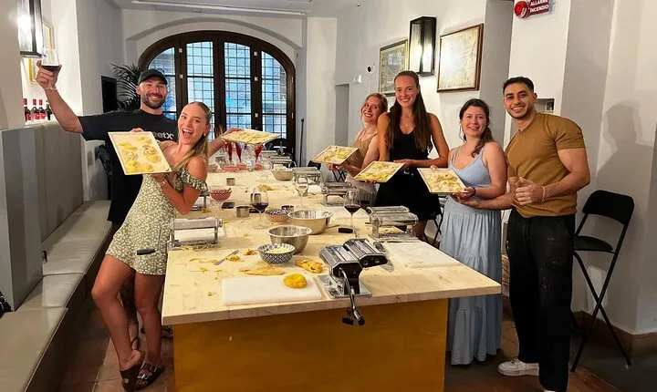 Authentic Pasta Making Class in Florence with a Local Chef
