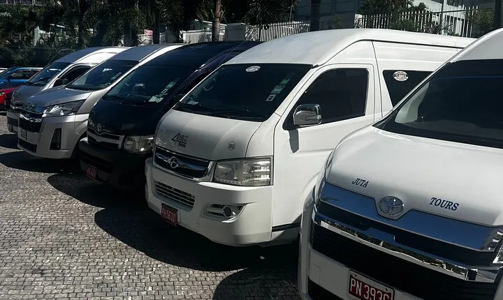 Private Montego Bay Airport Transfer to Negril or Ocho Rios