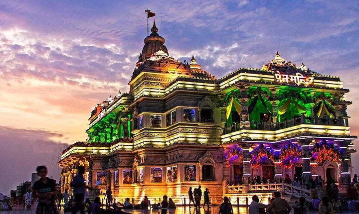 One day Mathura and Taj Mahal Tour With Lunch From New Delhi 