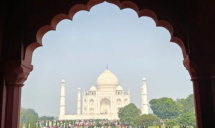 Taj Mahal Sunrise, Baby Taj and Agra Fort Day Tour From Agra