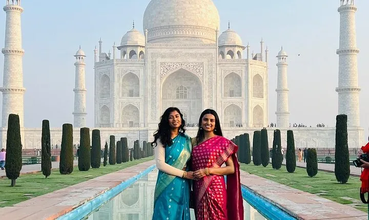 Private One Day Taj Mahal Tour by Car