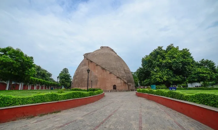Romantic tour in Patna