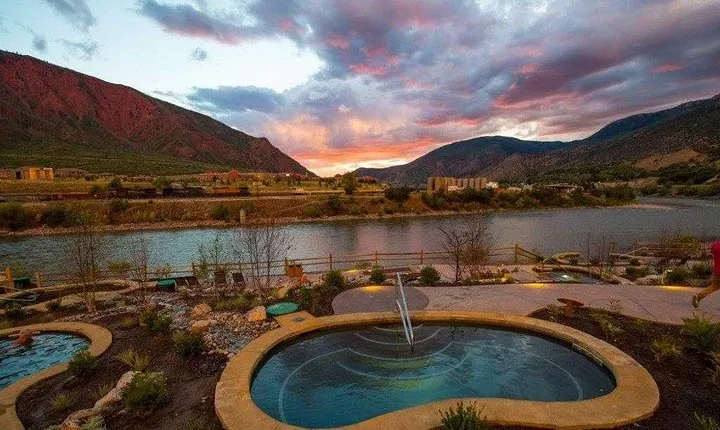 Iron Mountain Hot Springs Private Transportation Service