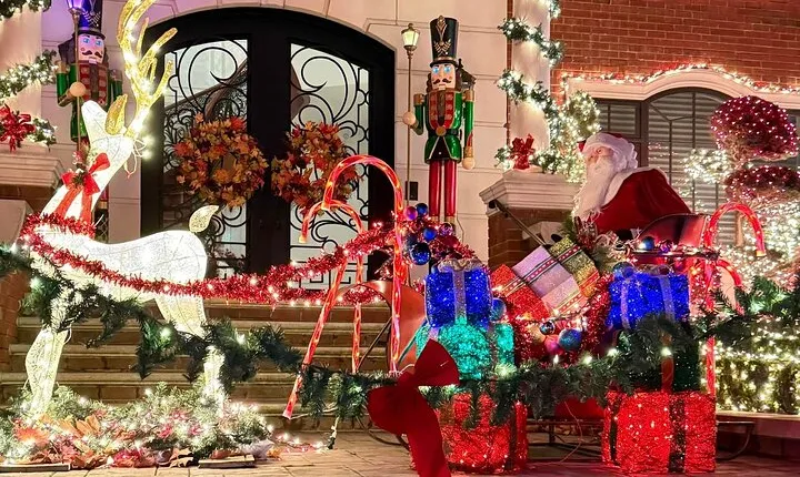 Brooklyn Dyker Heights Christmas Wonderland Bus Tour