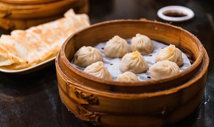 Flavors of Taipei: Indulge in a Private Culinary Adventure Tour!