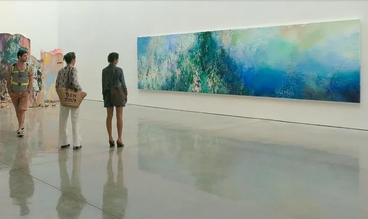 Chelsea Contemporary Art Tour with NYC Professional Art Critic