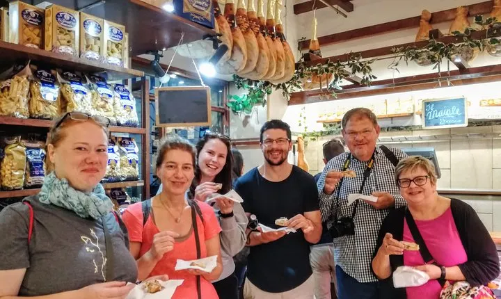 Budget-friendly Street Food Tour of Trastevere Quarter Smaller Group