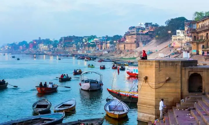 4 Days Delhi to Agra & Varanasi Tour with Train Ticket & Vehicle