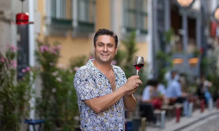 Private Wine Tasting in London with Global Wine Expert