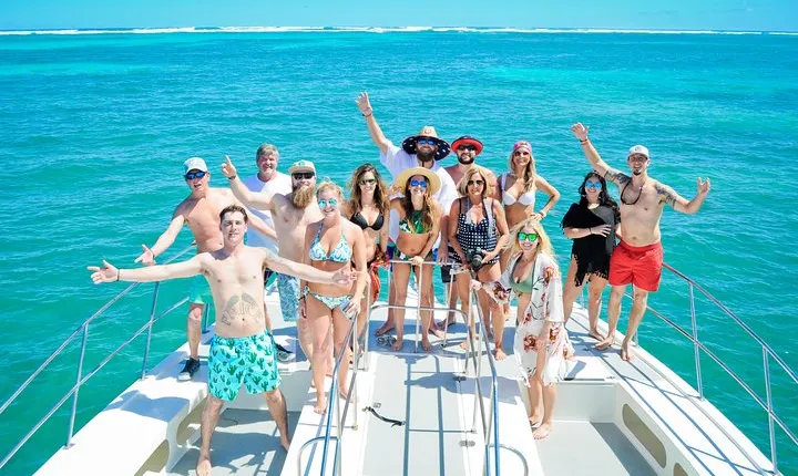 Private Catamaran Booze Cruise & Snorkeling