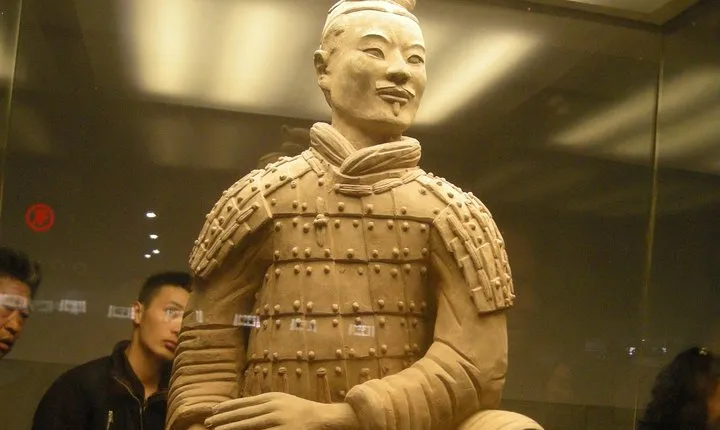 1-Day Xi'an Terracotta Army Tour from Chengdu by Round-way Bullet Train