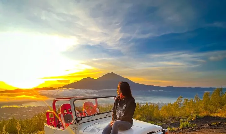 Mount Batur Trekking by 4wd Jeep