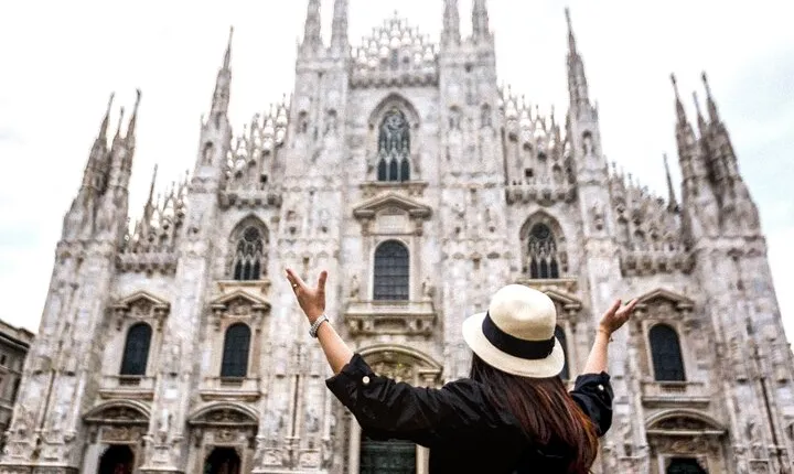Rome to Milan by Rail: Private Day Tour – Art, History & Style 