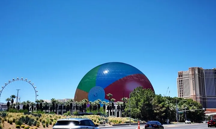 Las Vegas Sightseeing Tour with Photo Stops