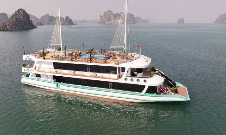 The Best of Halong Bay with 5-Star Luxury Day Cruise from Hanoi