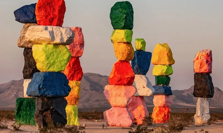 California Desert, Seven Magic Mountains and Las Vegas Sign