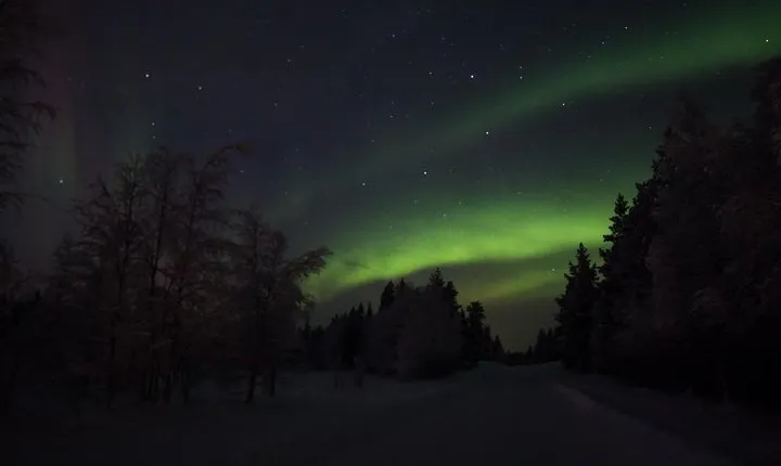 Northern lights hunting with car