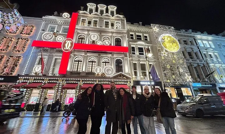 London Magical Christmas Walking Tour with Guide