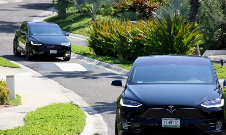 Los Cabos Luxury Private Tesla Transfer from Airport to Tourist Corridor Area