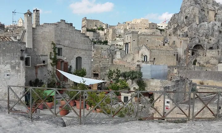 Puglia Full-Day Tour: Bari, Trulli of Alberobello, Castel del Monte and Sassi of Matera