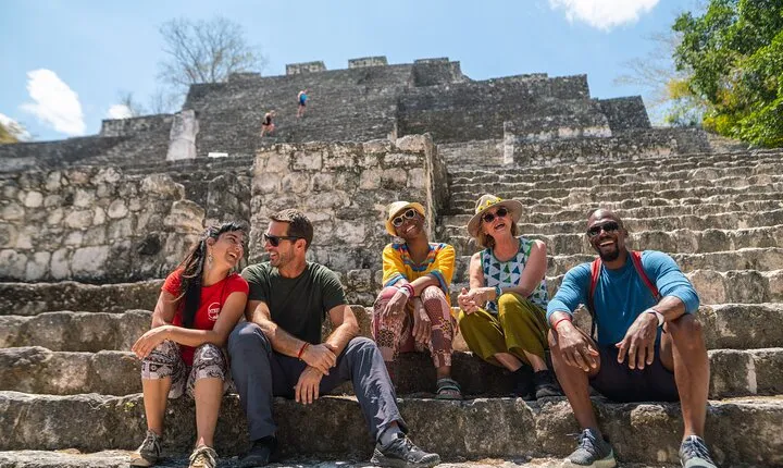 Unlock Teotihuacan Pyramids: Private Tour & Delicious Local Lunch