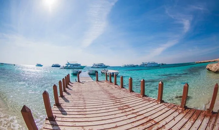Giftun Islands Snorkeling Trip with Lunch and Water Activities