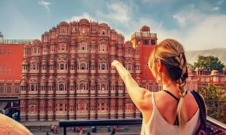 4-Day Private Jaipur & Pushkar Tour from Delhi with Guide