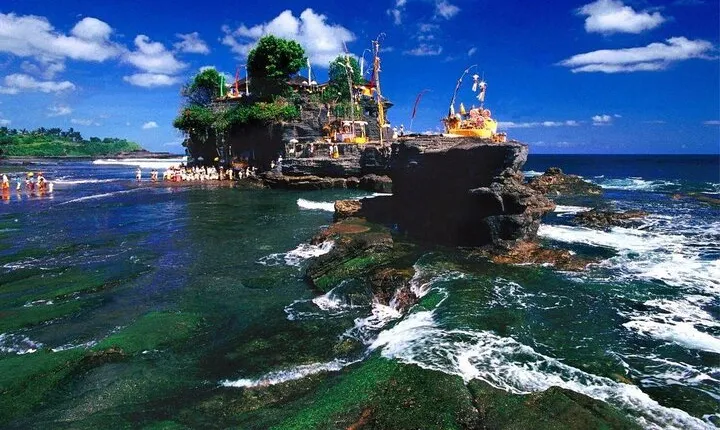 Full Day Tour Tanah Lot, Jatiluwih, Danau Beratan