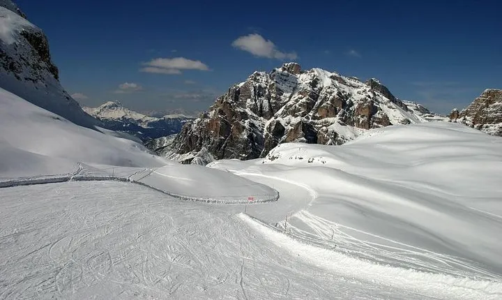 Dolomiti and First World War Sites Ski Tour from Cortina d'Ampezzo