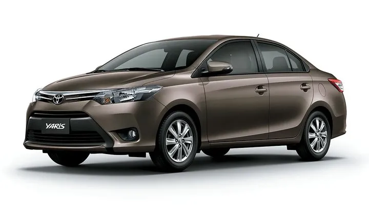 Airport Transfer From Hotel in Ho Chi Minh to Airport By 4 Seats Car