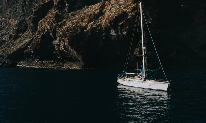 Private excursion in Los Acantilados de los Gigantes