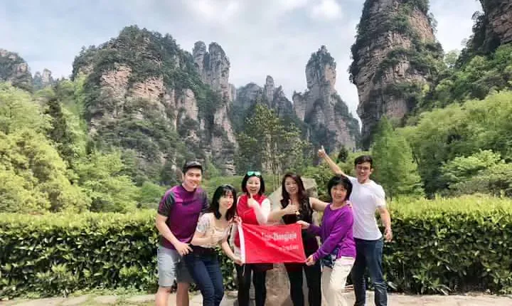 4-Day Zhangjiajie Tour to All Highlight Attractions with VIP Lift