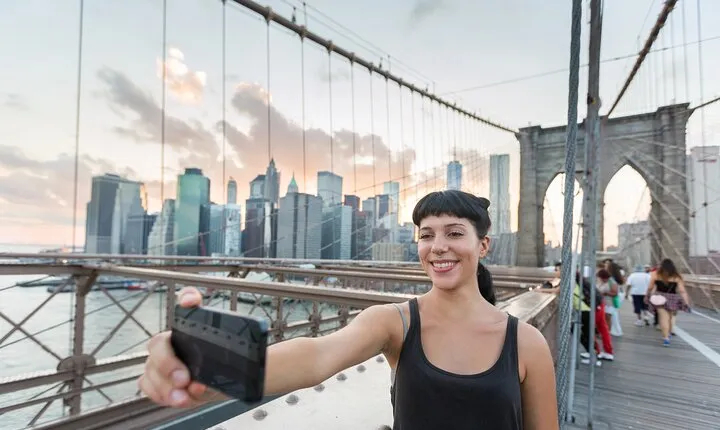 NYC Instagram Tour with a Photographer, Tickets & Transfers