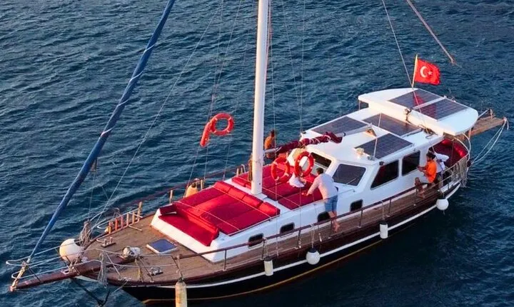 Private Boat Experience in Bodrum Coast with Snorkeling and Coves