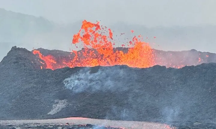 Private Tour to The Newborn Volcano