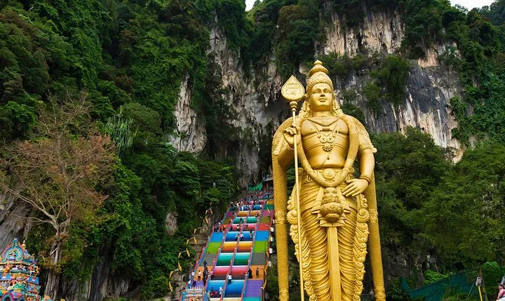 Batu Caves and Watching Fireflies in Kuala Selangor