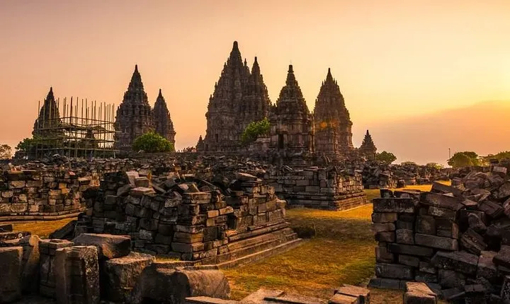 Indonesia: Prambanan Temple