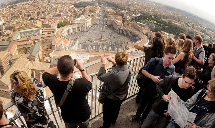 Rome: The Original Entire Vatican Tour & St. Peter's Dome Climb