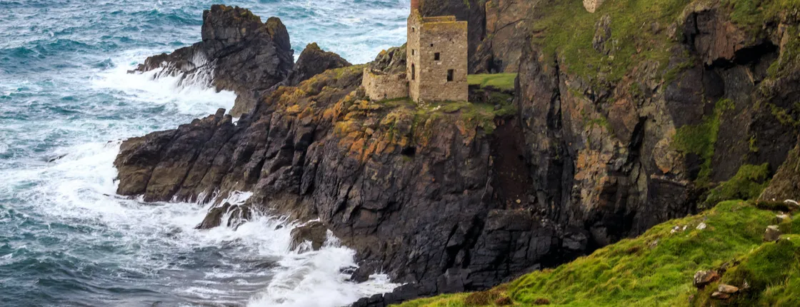 Poldark tour of Cornwall film locations