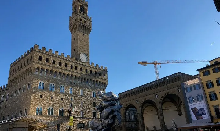 Uffizi Gallery and Palazzo Vecchio Timed Entry Tickets with Host 