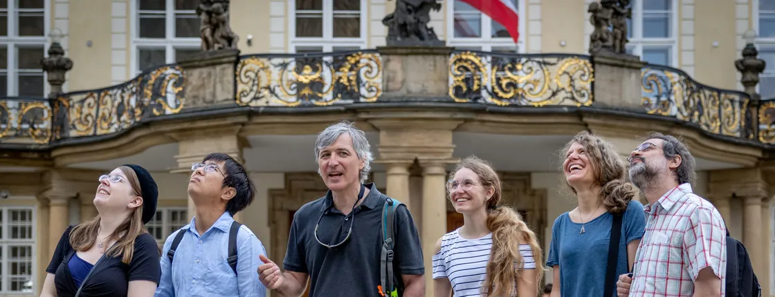 Prague Castle and Royal District: Guided Tour with a Historian