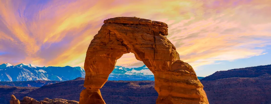 Arches National Park self-guided driving tour in Moab