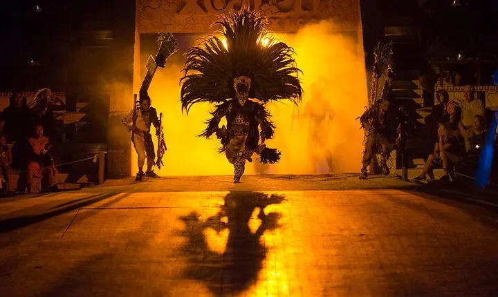 Discover Xcaret Park - Plus Tour with Transportation from Cancún