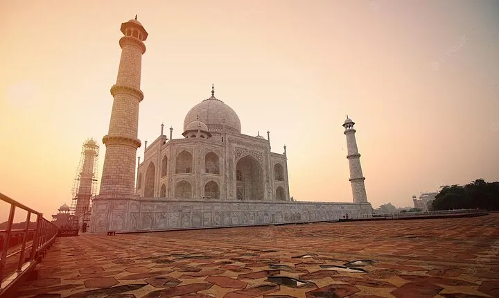 From Delhi: Golden Triangle Private Tour with Hotels 