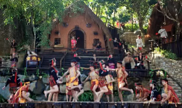 Self-Guided Private Day Tour: Ticket For Binlang Ethnic Village With Chauffeur Service