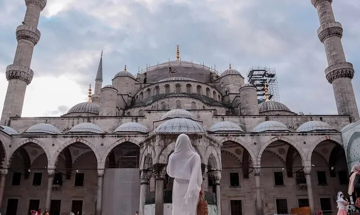 Istanbul-Blue Mosque,Hippodrome Guided Tour
