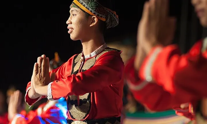 Cultural Exploration at Mari-Mari Village