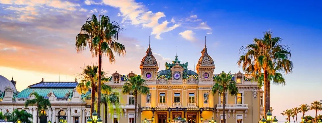 Guided walking tour of Monaco from Nice with train tickets included