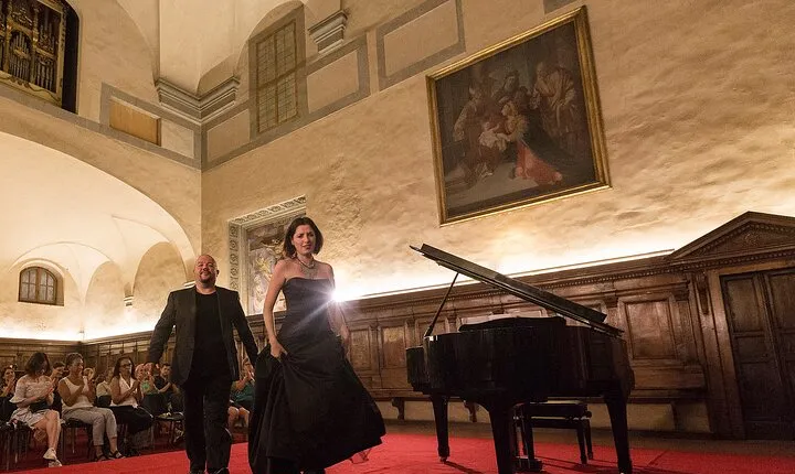 Italian Opera in Santa Monaca Church with Dinner