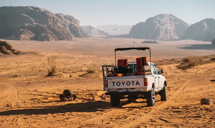 Full-Day Tour In Wadi Rum Desert